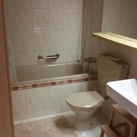 Apartment Aparthaus Surselva, Direkt An Der Skipiste