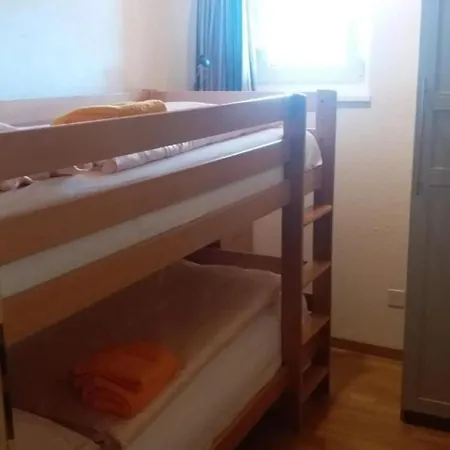Apartment Aparthaus Surselva, Direkt An Der Skipiste Surcuolm
