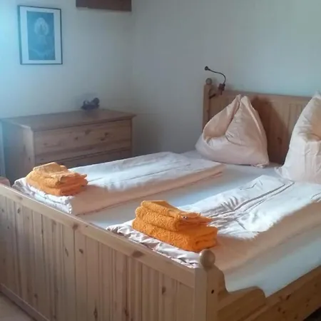 Apartment Aparthaus Surselva, Direkt An Der Skipiste *